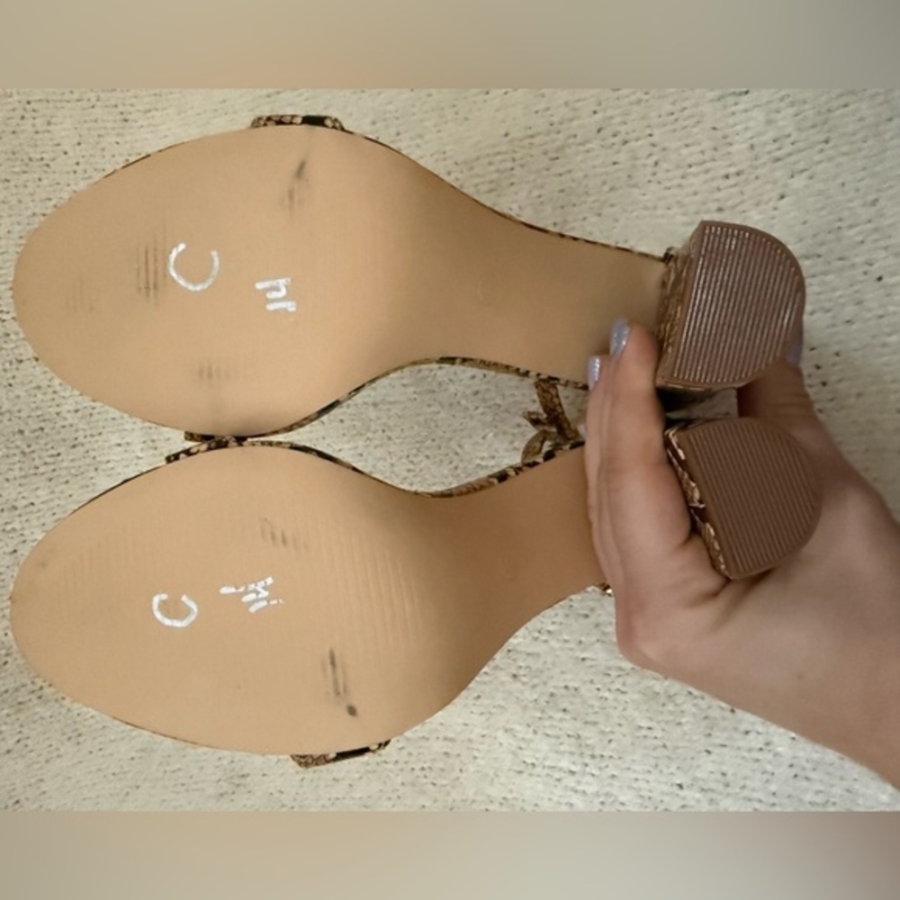 NWOB Lulu’s Taylor Tan Snake Print Ankle Strap Block‎ Heels - 10 - Picture 12 of 14